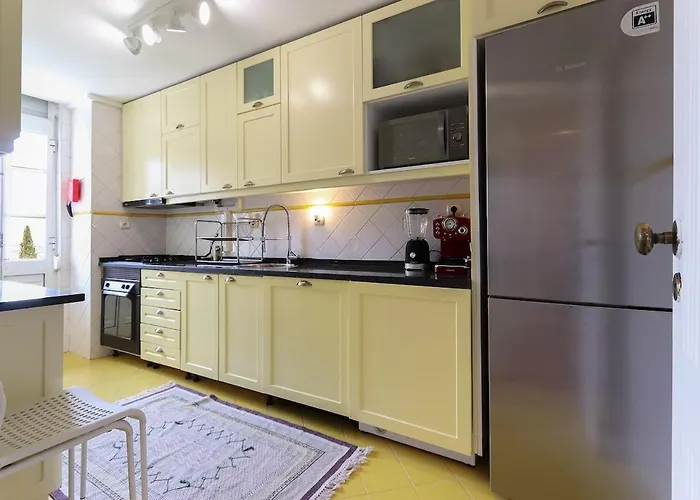 River View - Lapa District - Your In Lisbon! Apartman *