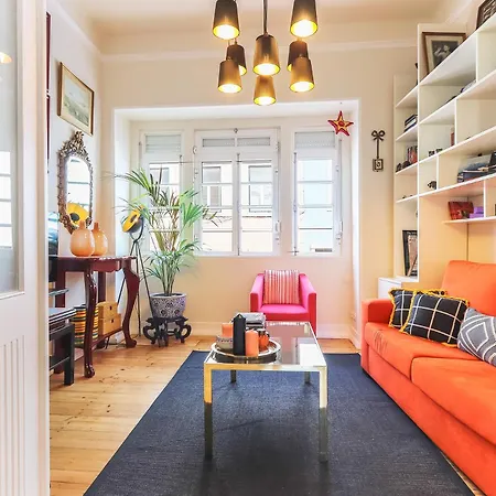 River View - Lapa District - Your In Lisbon! Appartamento