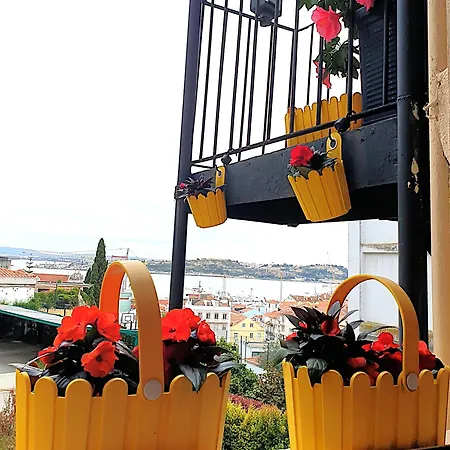 River View - Lapa District - Your In Lisbon! Apartment Lissabon